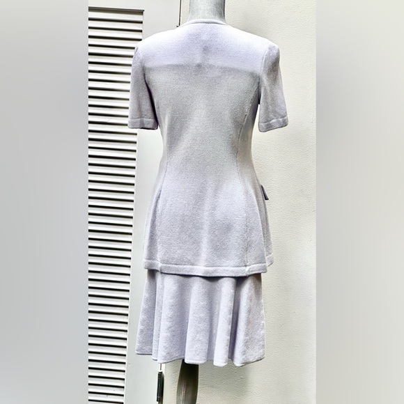 St. John collection by Marie Gray size 4 - Picture 3 of 6